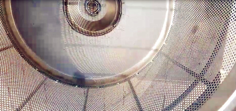 小型攪拌機種子清篩采用220v漏網(wǎng)攪拌機攪拌清篩滾筒內(nèi)展示--河北東圣吊索具制造有限公司--小型攪拌機|石材夾具|液壓堆高車|手動叉車 小型攪拌機種子清篩采用220v漏網(wǎng)攪拌機攪拌清篩滾筒內(nèi)展示--河北東圣吊索具制造有限公司--小型攪拌機|石材夾具|液壓堆高車|手動叉車