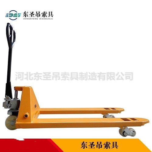 手動(dòng)升高叉車整體部位細(xì)節(jié)展示--河北東圣吊索具制造有限公司--小型攪拌機(jī)|手動(dòng)叉車|液壓堆高車|手動(dòng)叉車